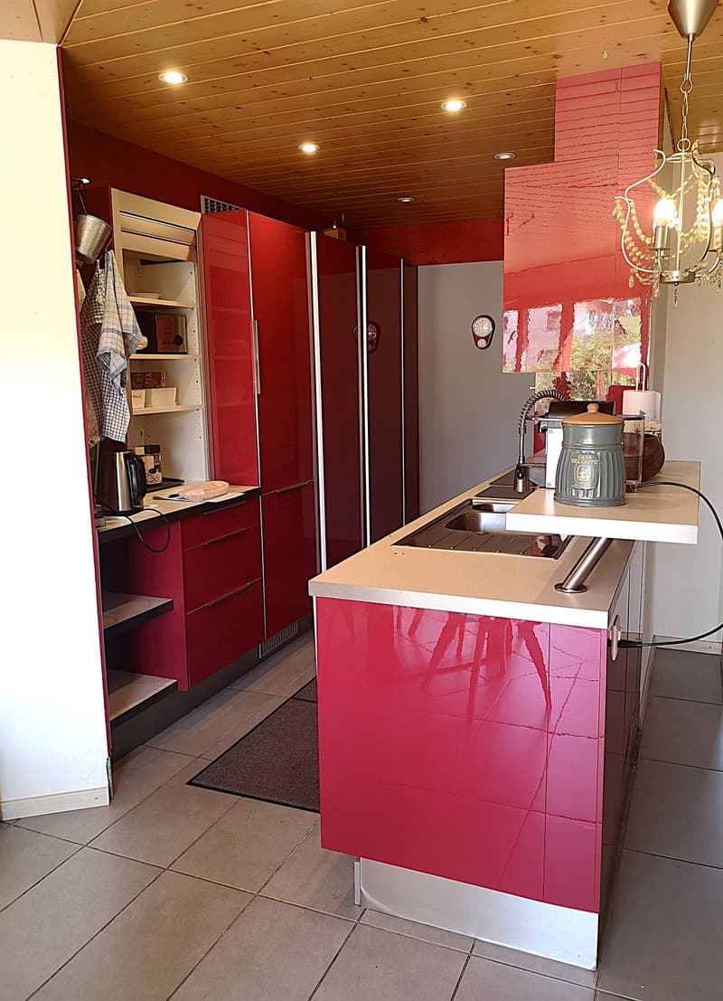 Grande maison familiale de 8,5 pièces à Lajoux, possibilité gestion chambres d'hôtes (16)