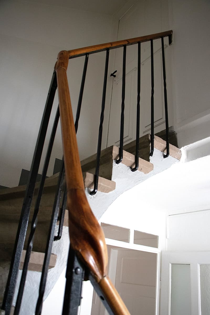 Grande maison familiale de 8,5 pièces à Lajoux, possibilité gestion chambres d'hôtes (46)