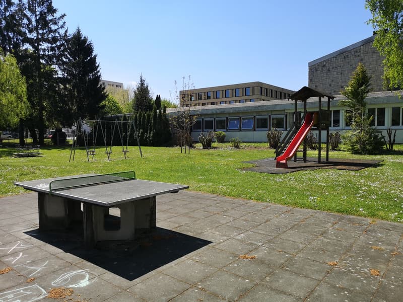 A vendre à Delémont : appartement 3.5 pièces, avec garage privé, vue sur la ville (4)