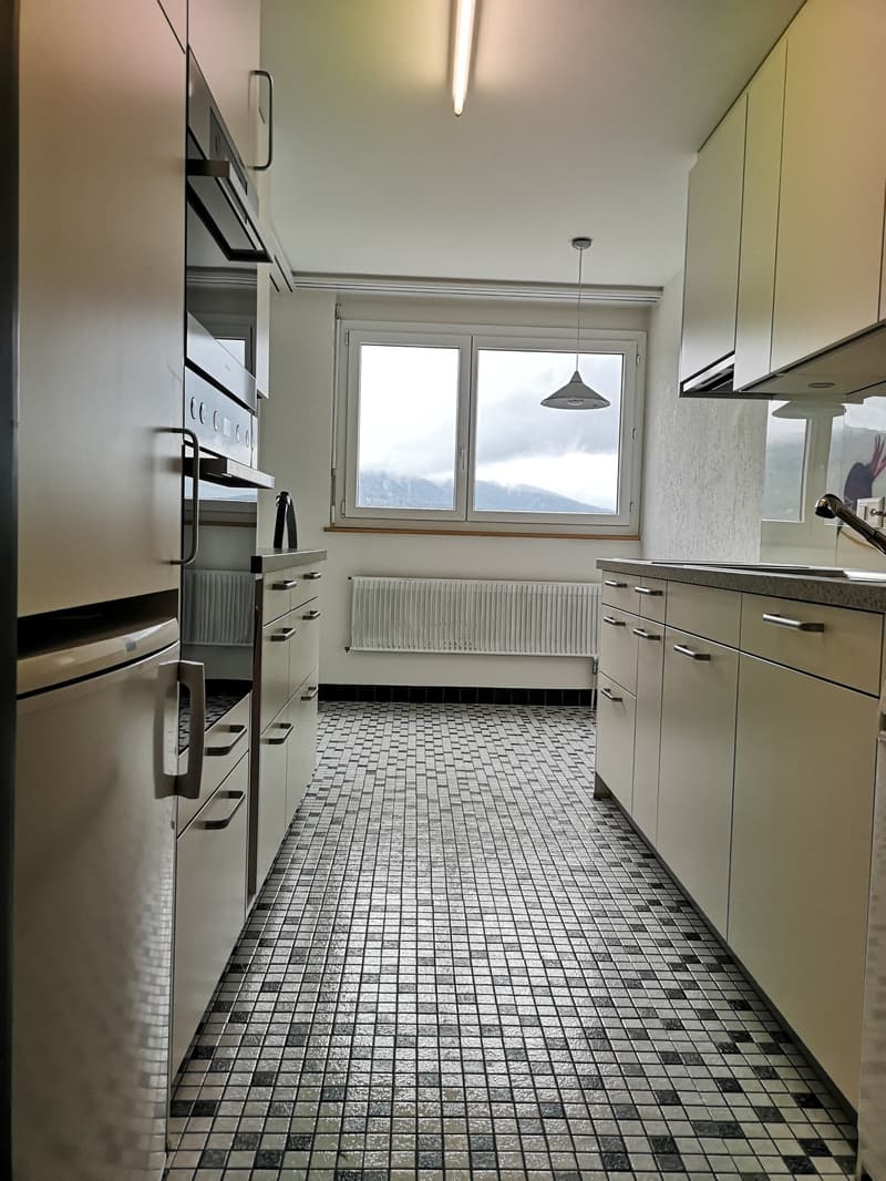 A vendre à Delémont : appartement 3.5 pièces, avec garage privé, vue sur la ville (10)