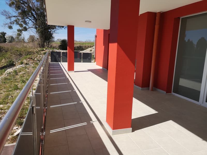 Magnifique appartement de 4,5 pièces avec terrasse et véranda, jardin 200m2 en option (20)