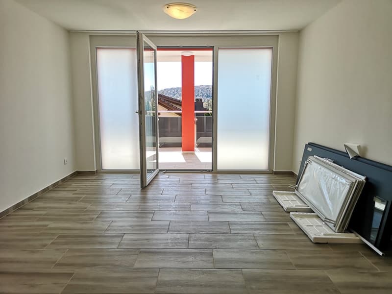 Magnifique appartement de 4,5 pièces avec terrasse et véranda, jardin 200m2 en option (15)
