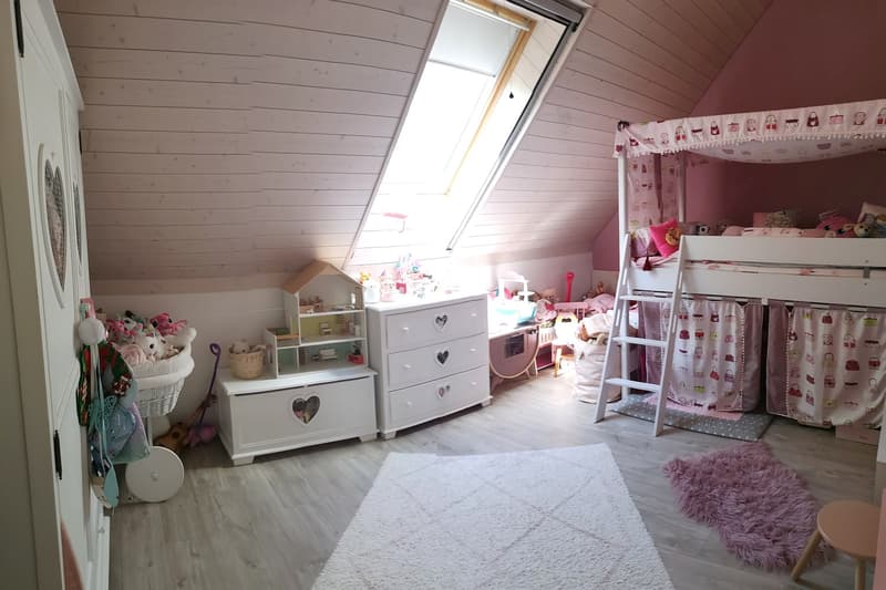 Magnifique duplex soigné de 4,5 pièces à Cudrefin, proche du lac (29)