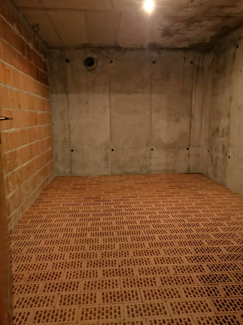Baisse de prix : maison 5.5pces, env. 120m2, terrain 802m2, avec garage, places de parc, terrasse (41)