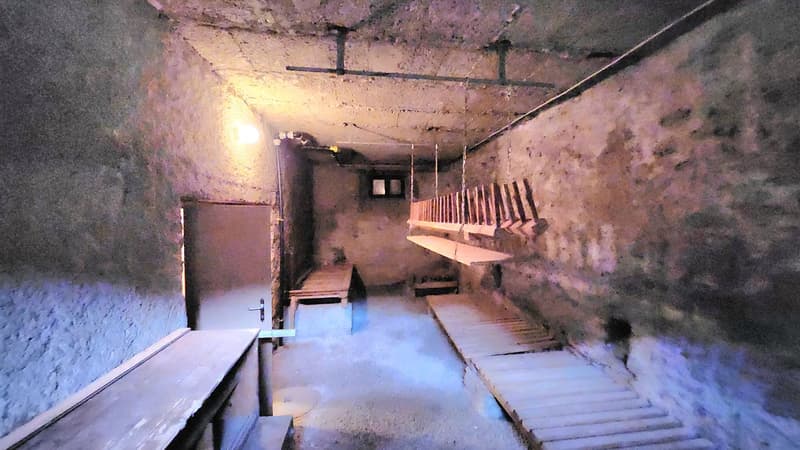Village house in Grimisuat with possibility of creating two or three apartments (16)