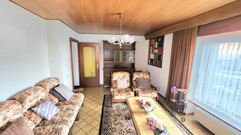 Village house in Grimisuat with possibility of creating two or three apartments (9)