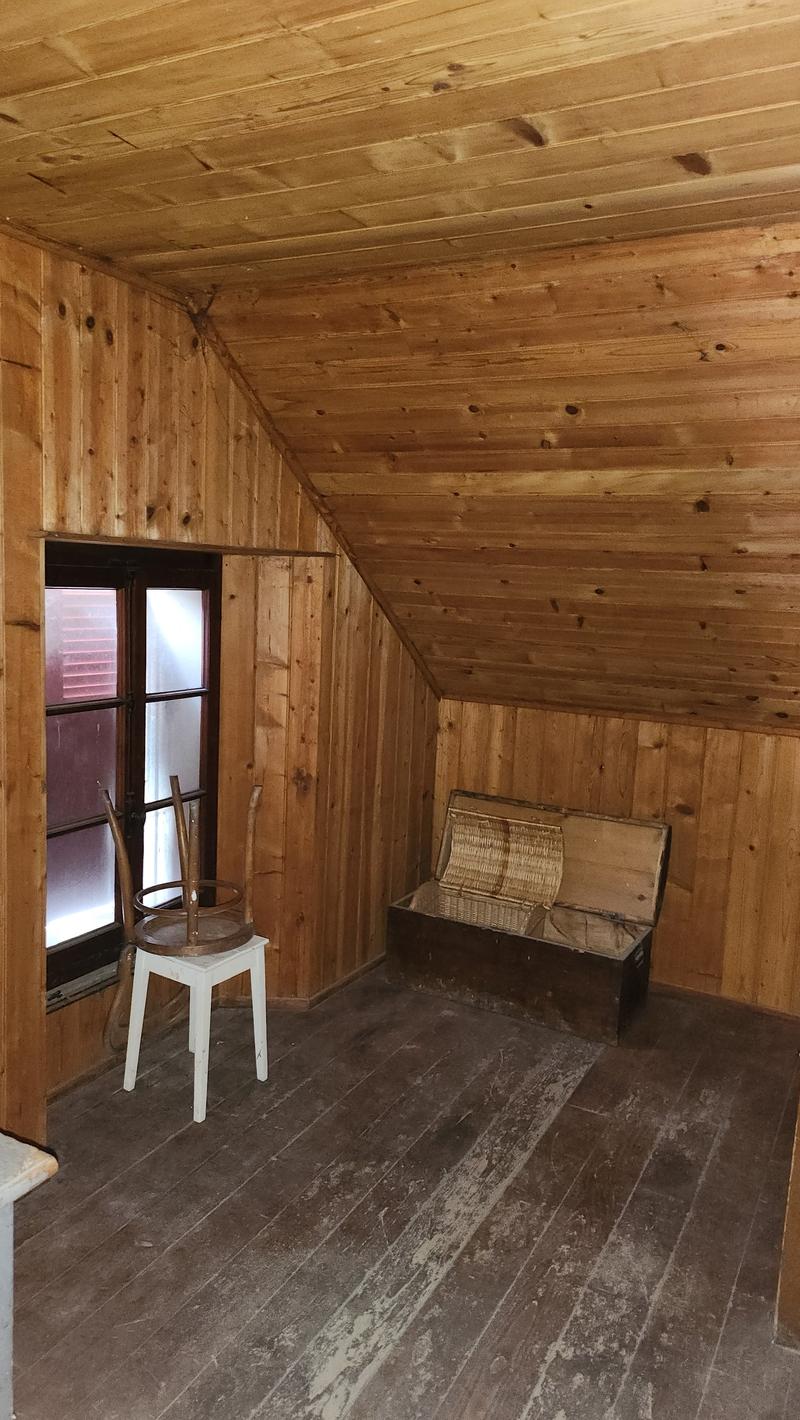 Village house in Grimisuat with possibility of creating two or three apartments (11)
