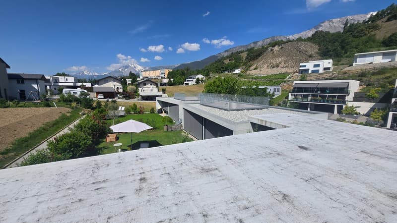 Villa contemporaine dans un quartier calme de Grimisuat (8)