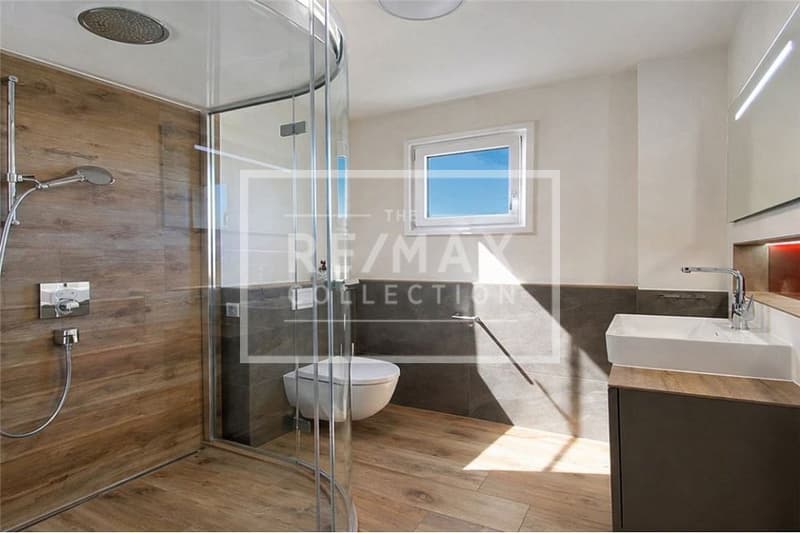 Charming family dream with breathtaking views of Rigi, Lake Lucerne, and the Alps (4)