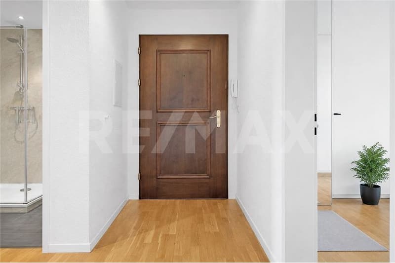 Grosszügige 4 ½-Zimmer Wohnung mit 2 Balkonen und Sicht auf den Zugersee (13)