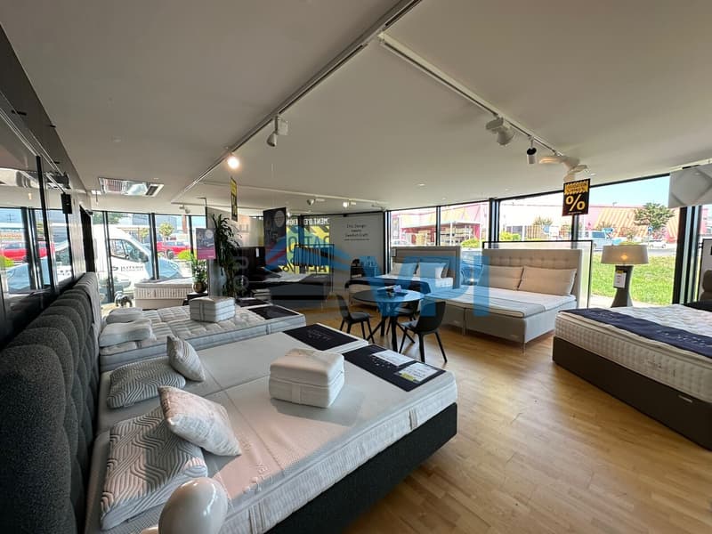 Etoy - surface commerciale de 260m2 (3)