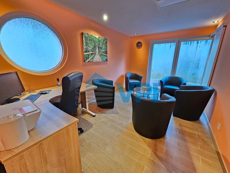 Bureaux, cabinet de 81 m2 à Vernier (2)