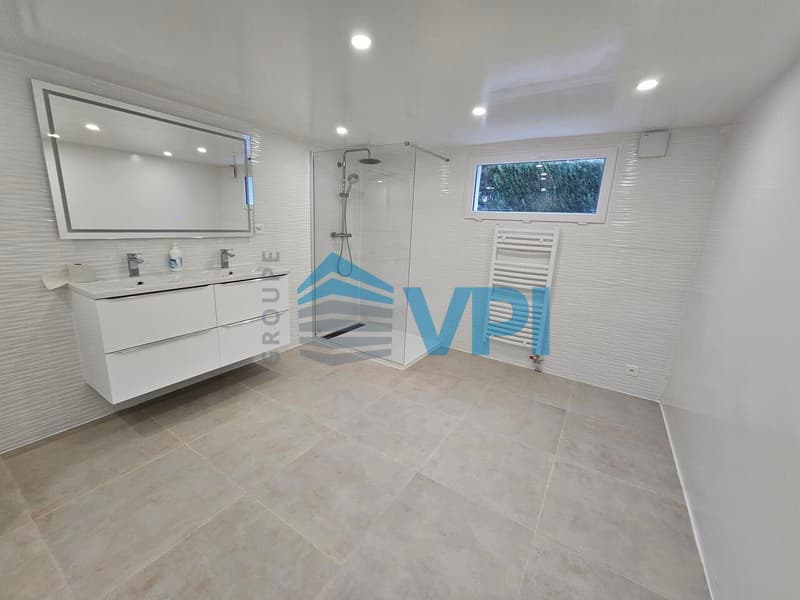 Villa de 8 pièces à louer à Chêne-Bourg (9)