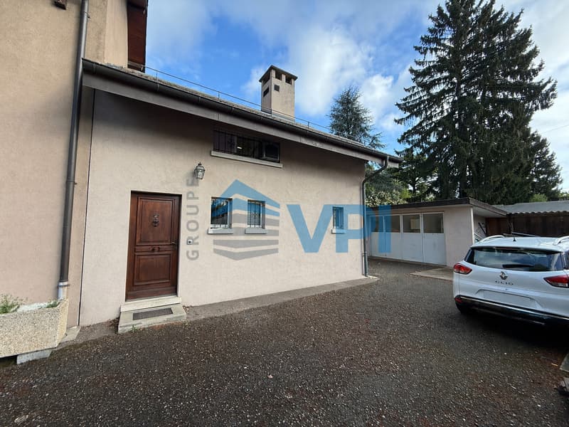 Cointrin - Beautiful 120 m2 office with storage spaces and parking spots (1)