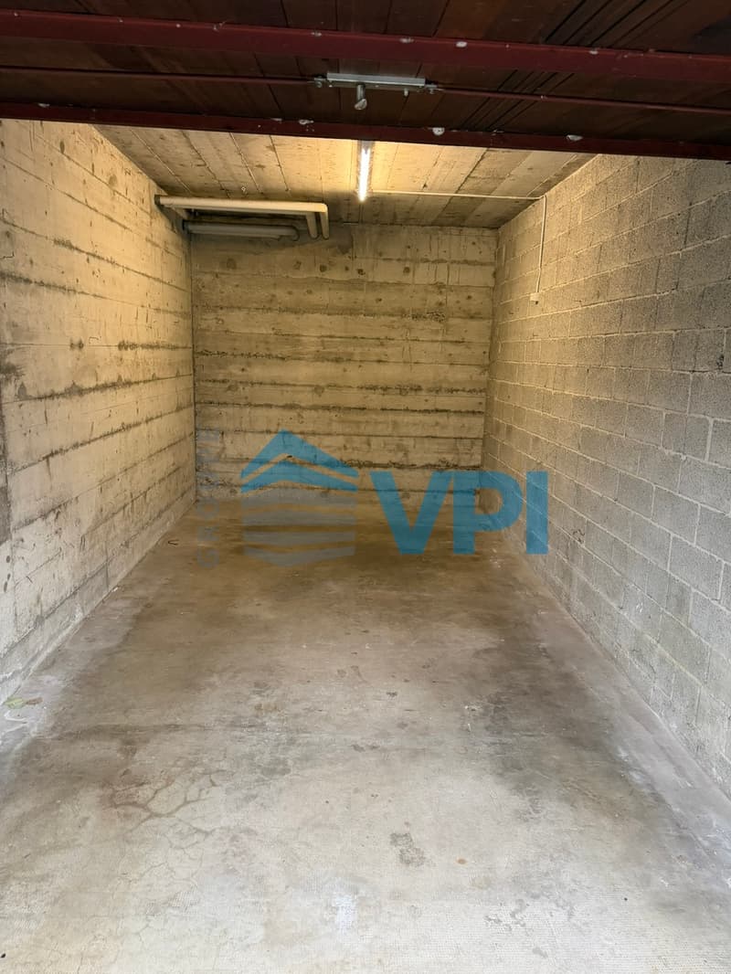 For rent in Perly closed box (1)