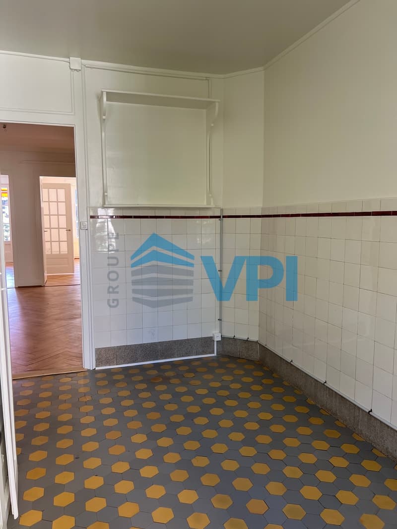 Charmant appartement de 4.5 pièces avec balcon à Champel (2)