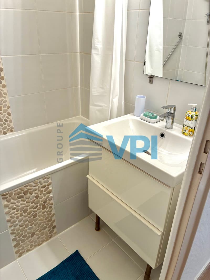 Appartement de 2,5 pièces meublé à deux pas du Lac (5)