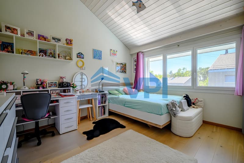 Magnifique villa individuelle de 6.5 pièces avec piscine (9)
