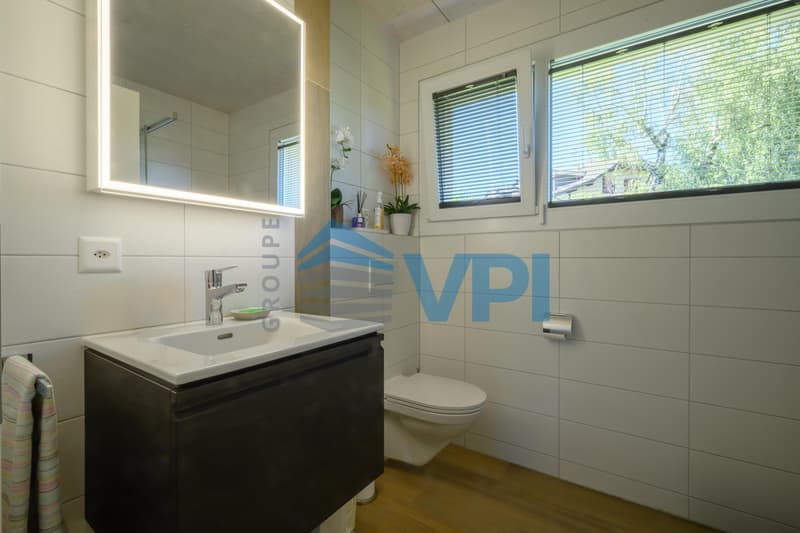 Magnifique villa individuelle de 6.5 pièces avec piscine (7)