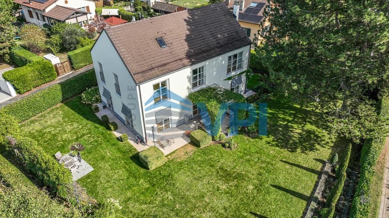 Maison individuelle de caractère dans un cadre privilégié (11)