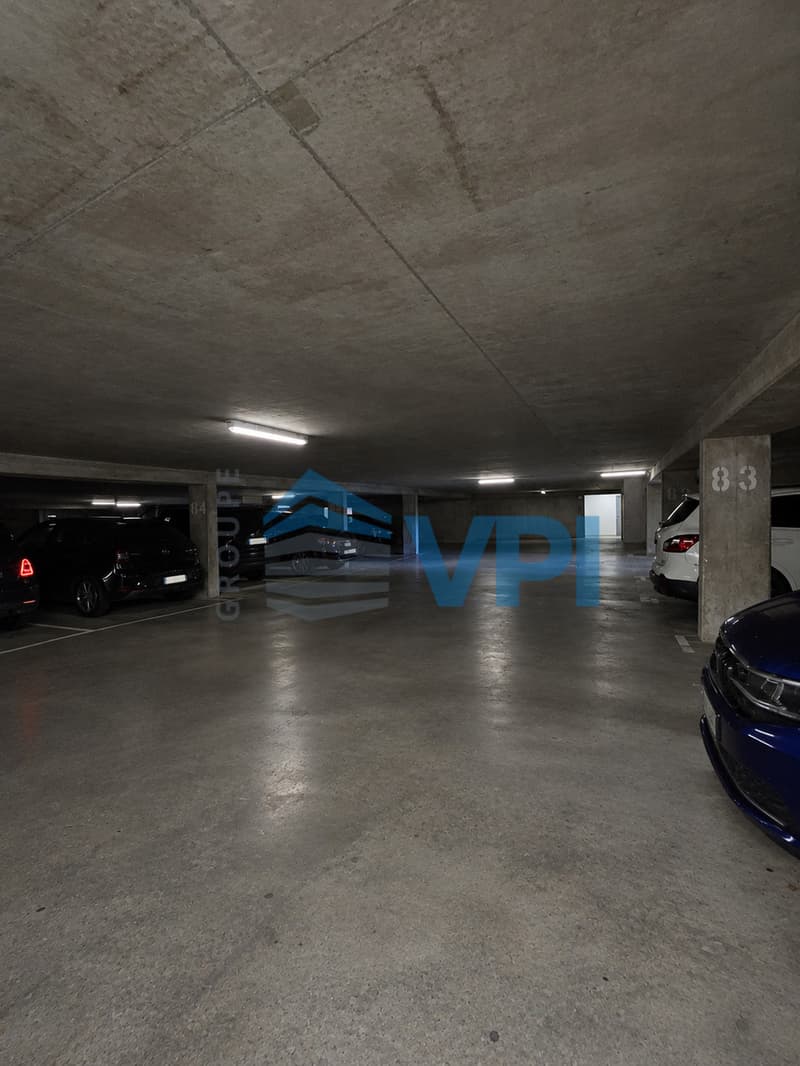 Place de parking intérieure (2)
