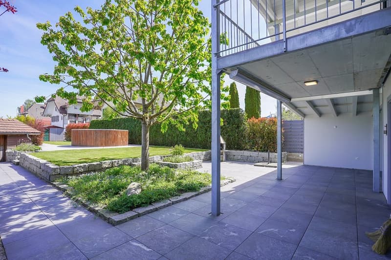 Renovated house with style, charm, and history (3)
