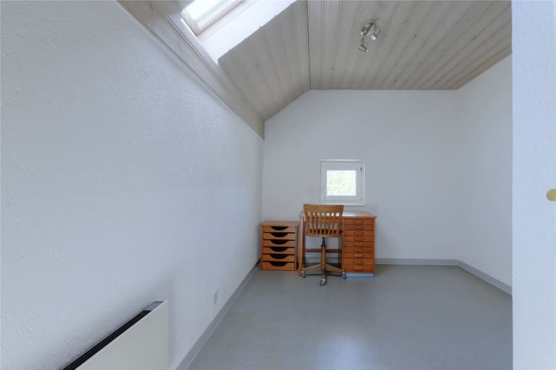 4.5-room single-family house with potential and large surroundings (9)