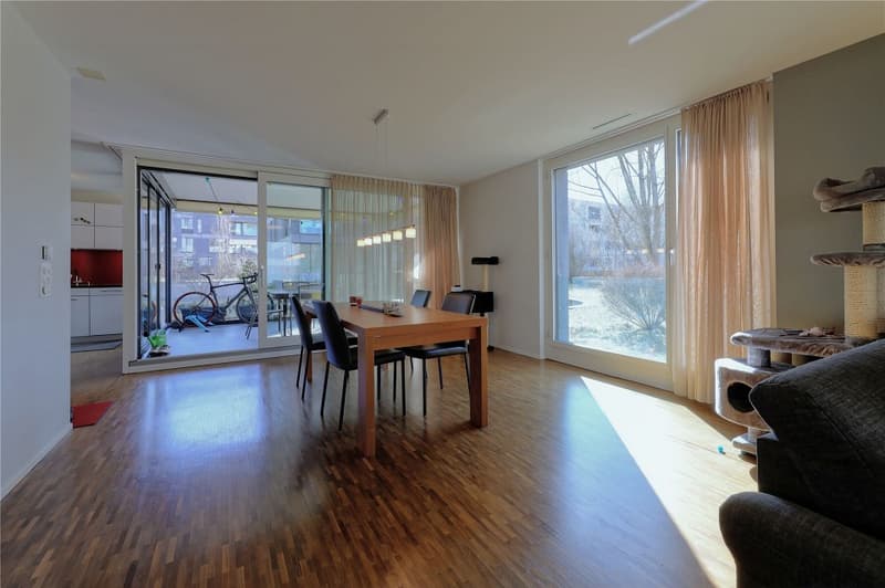 Modern 2.5-room apartment with 82 m² and two balconies (2)