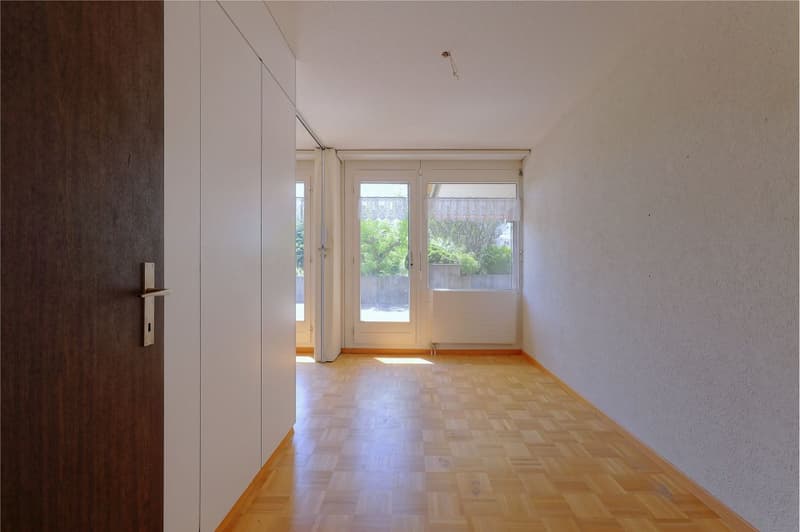 Casa a terrazza di 5 locali con terrazza spaziosa e potenziale (11)