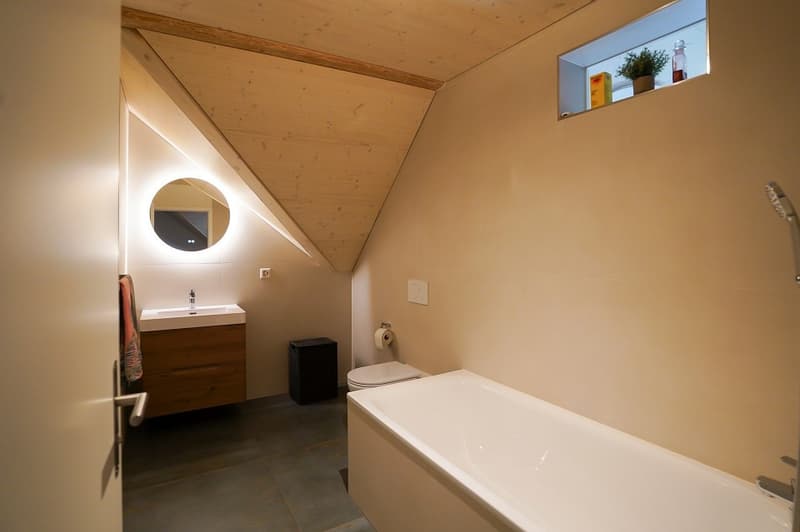 Ein Bijou von einem Haus - frisch saniert und bezugsbereit (11)