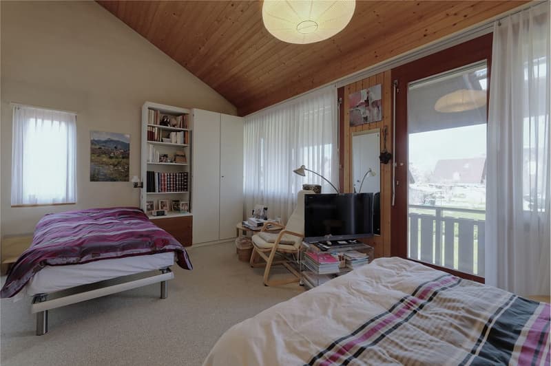 5.5-room semi-detached house with potential and beautiful garden (9)