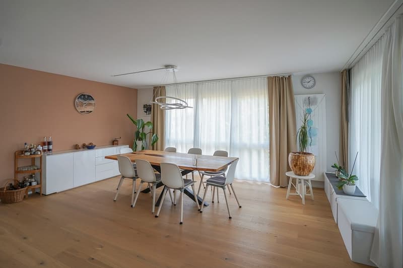 Appartement rénové de 5½ pièces au cœur de Zollikofen (1)