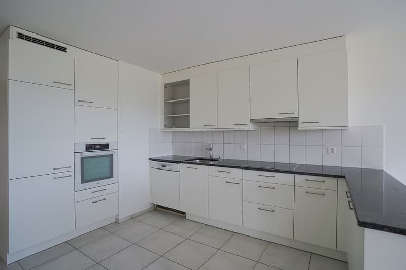 Stadtnahe 4½-Zimmer-Wohnung mit Weitsicht über Aare und Wohlensee (8)