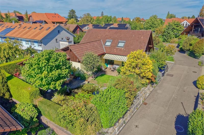 Grosszügiges 7½-Zimmer Einfamilienhaus mit idyllischem Garten (5)