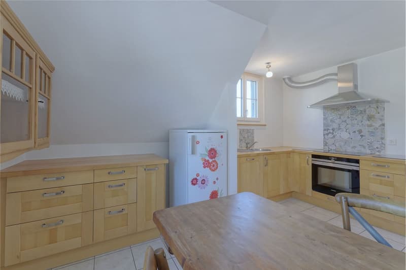 Charmante 3½-Zimmer Eigentumswohnung mit Mansardenzimmer und Garten (11)