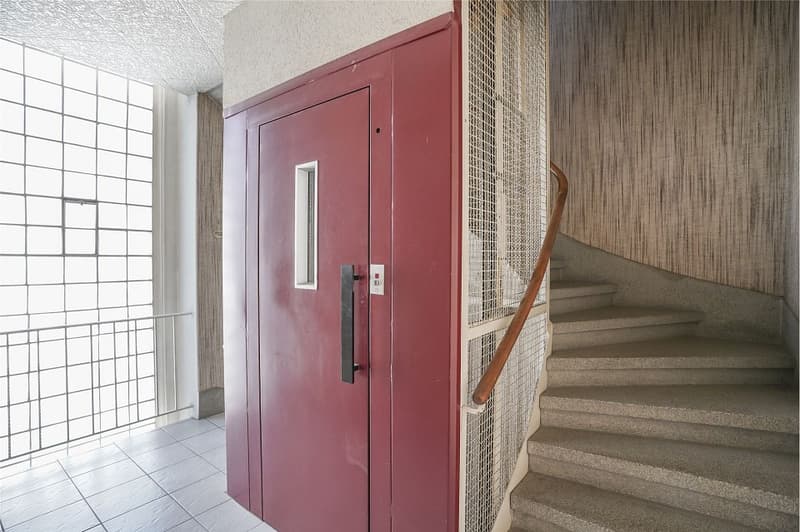 Grosszügige 4½-Zimmer-Eigentumswohnung mitten im Breitsch (13)
