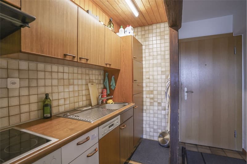 Charmante 3-Zimmer-Dachwohnung mitten im Breitsch (5)
