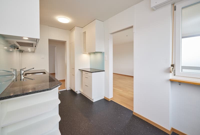 Casa multifamiliare in una zona residenziale preferita (16)