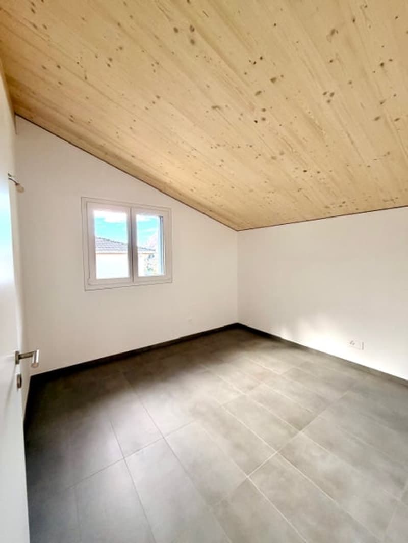Mesocco, modernes Haus mit Panoramablick, Neubau (10)
