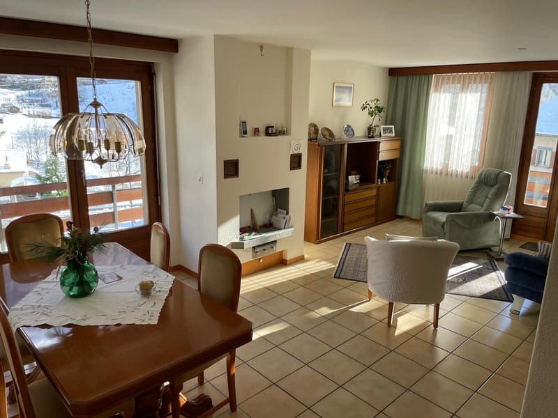 Mesocco, San Rocco area, in a central and sunny position, a carefully maintained single-family house is for sale (3)