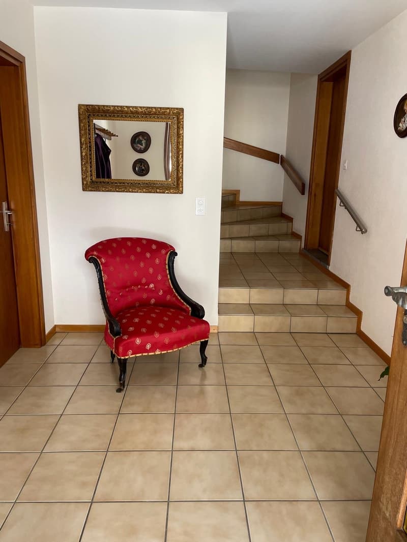 Mesocco, San Rocco area, in a central and sunny position, a carefully maintained single-family house is for sale (2)