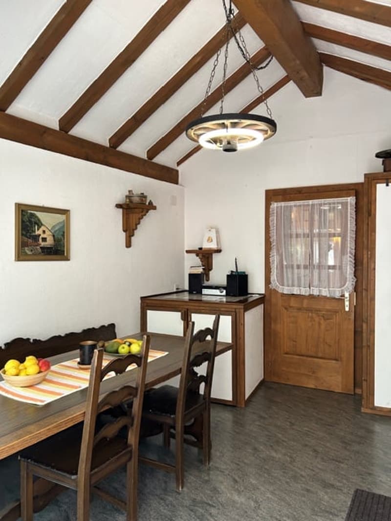 Mesocco, Andergia area, house for sale with adjacent rustico in a quiet and sunny neighborhood. (6)