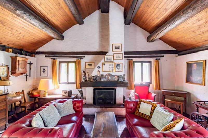 Soazza, characteristic rustic – An authentic refuge among the mountains (7)