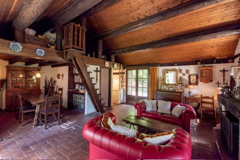 Soazza, characteristic rustic – An authentic refuge among the mountains (10)