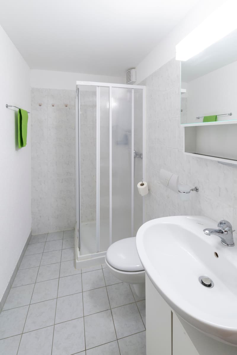 San Bernardino, spacious studio – Available immediately (6)