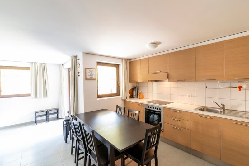 San Bernardino, spacious studio – Available immediately (3)