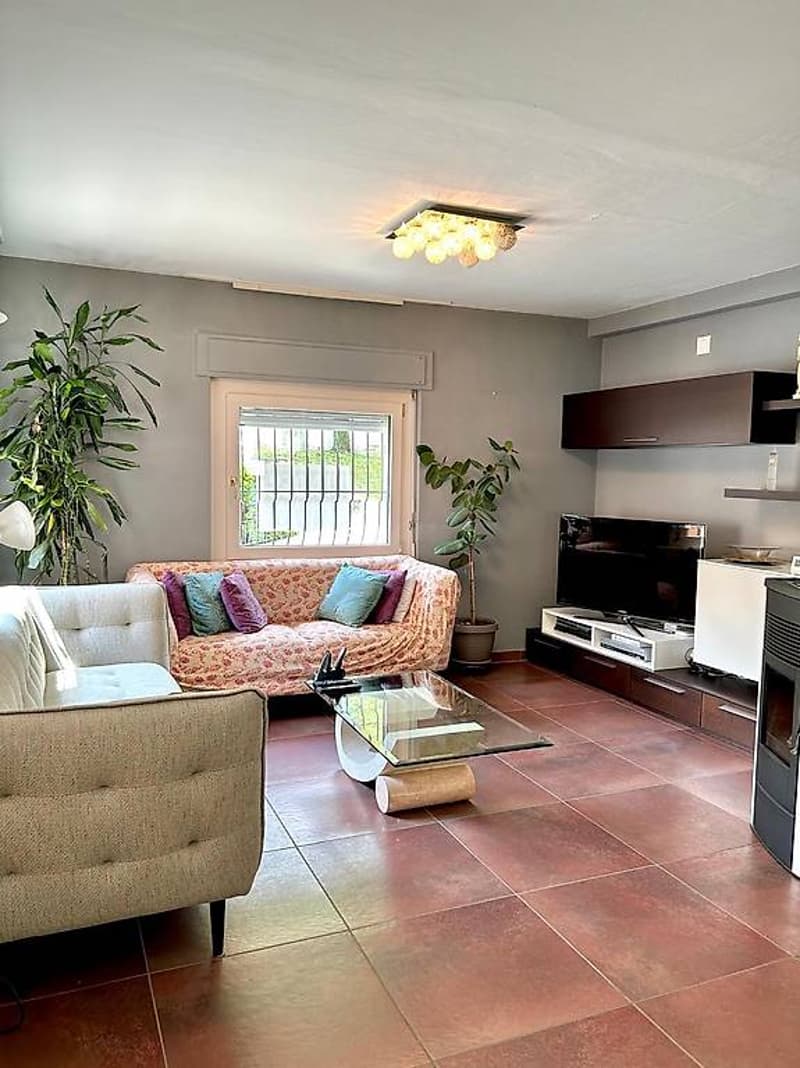 Bedroom, cozy and comfortable house (5)