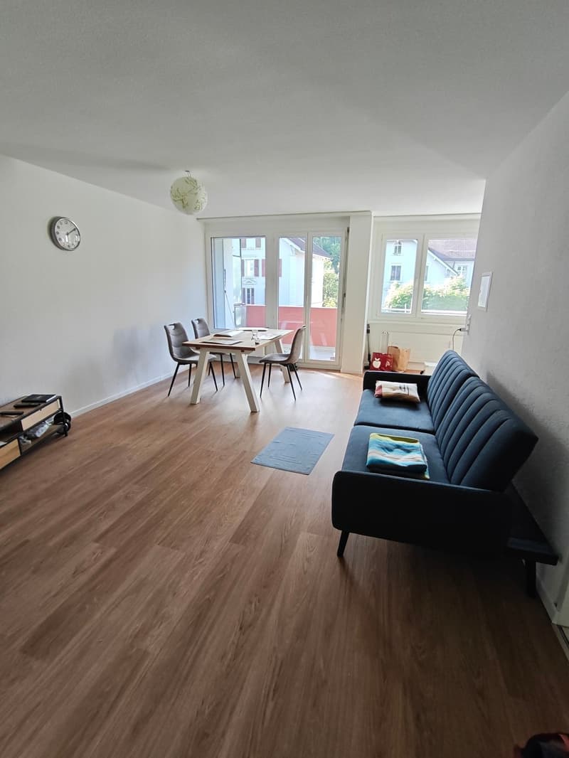 Modern 3.5-room apartment with balcony in Biel/Bienne (1)