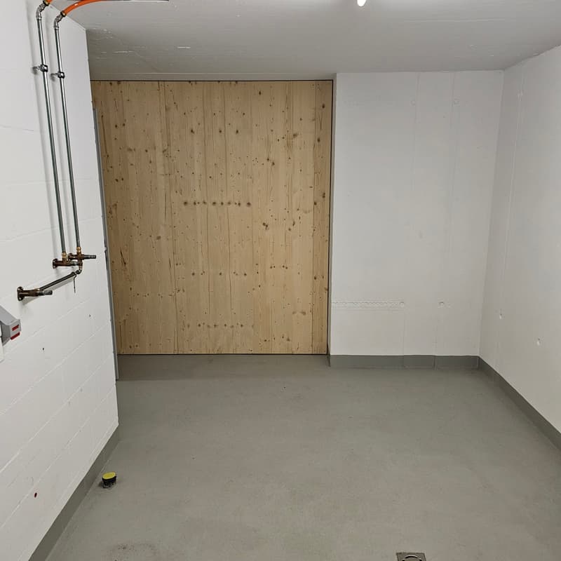 Vielseitiger Hobbyraum in ruhiger Lage von Thunstetten (3)