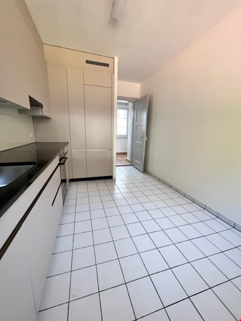 Helle 4-Zimmer Wohnung (4)
